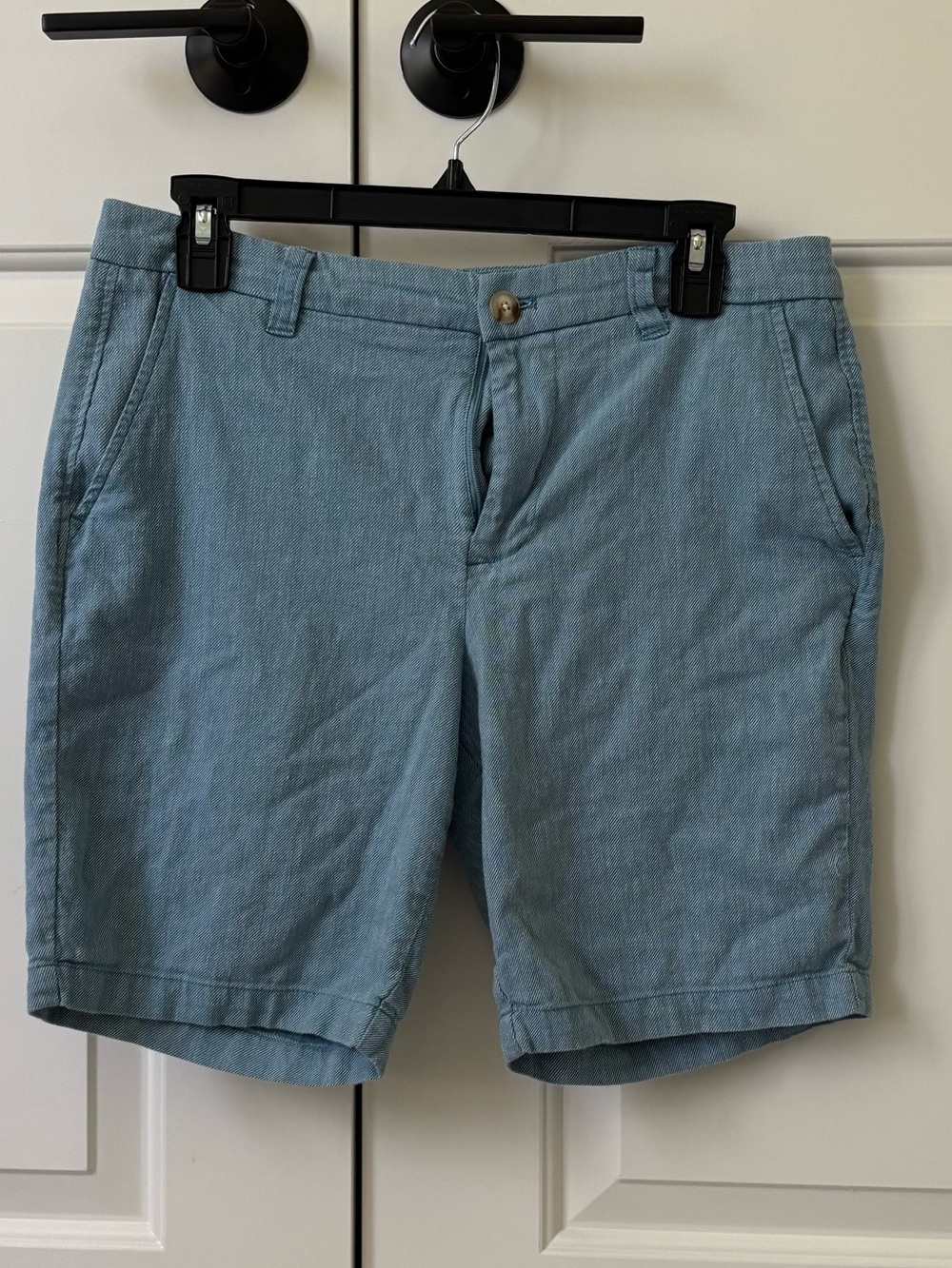 Men's Light Blue Flat-Front Casual Shorts